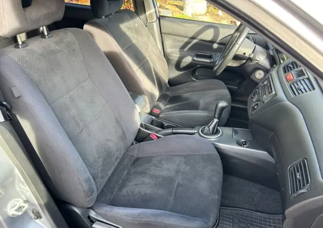 MITSUBISHI Lancer 1.6 Sport