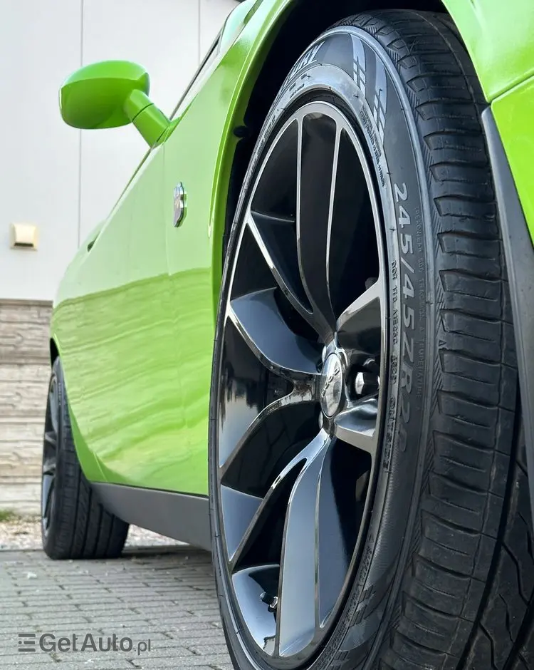 DODGE Challenger Automatik 392 Hemi Scat Pack Shaker