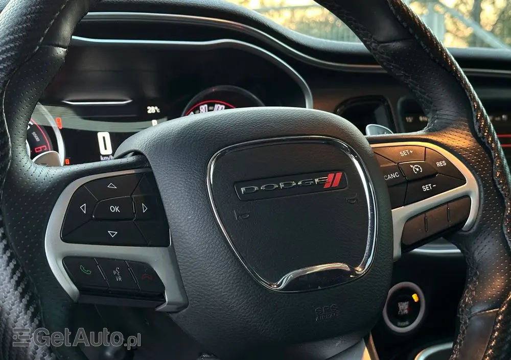 DODGE Challenger Automatik 392 Hemi Scat Pack Shaker