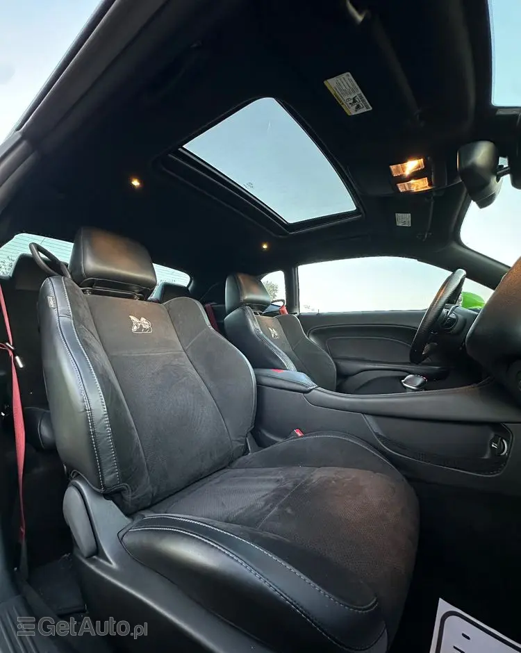 DODGE Challenger Automatik 392 Hemi Scat Pack Shaker