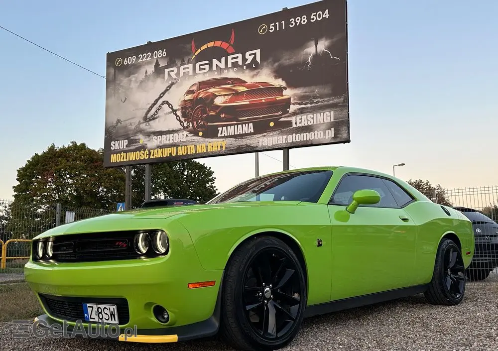 DODGE Challenger Automatik 392 Hemi Scat Pack Shaker