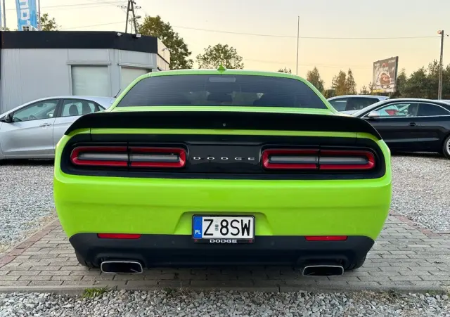 DODGE Challenger Automatik 392 Hemi Scat Pack Shaker