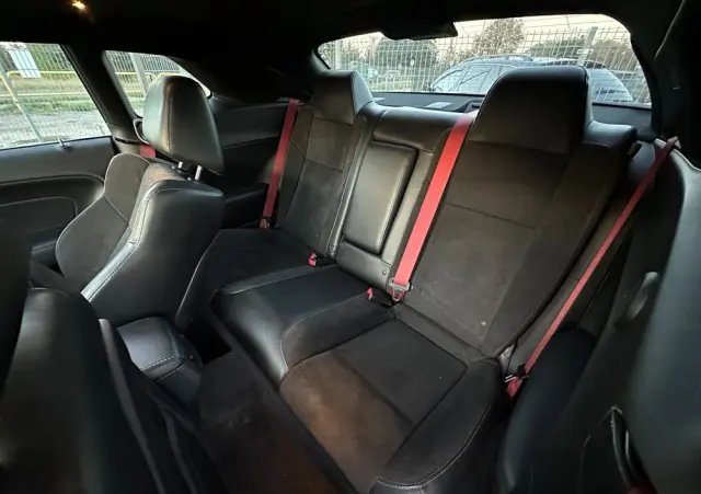 DODGE Challenger Automatik 392 Hemi Scat Pack Shaker