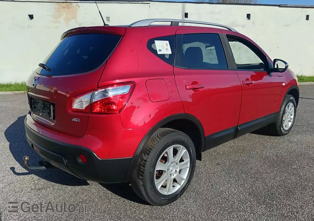 NISSAN Qashqai 1.6 dCi 4 x 4 DPF tekna