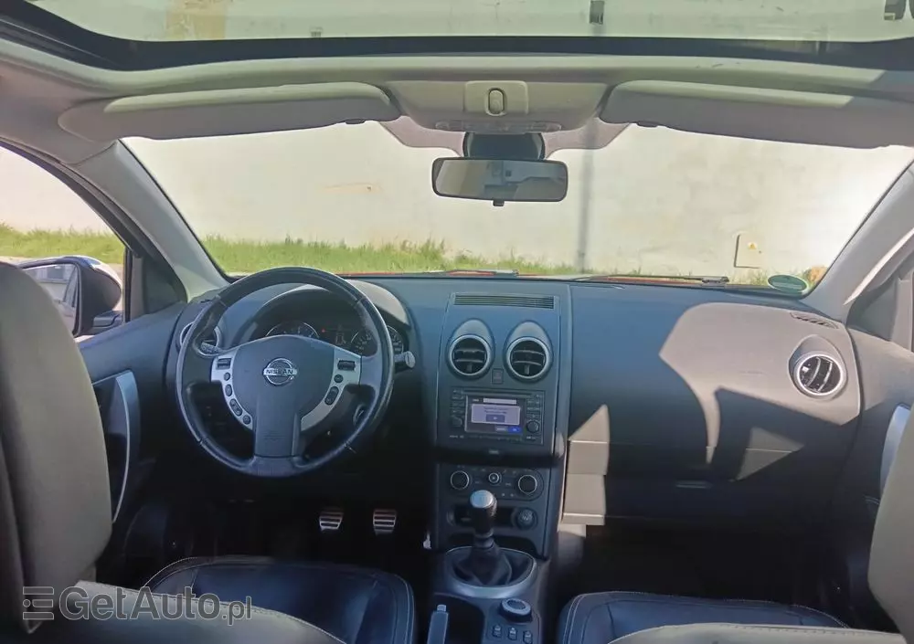 NISSAN Qashqai 1.6 dCi 4 x 4 DPF tekna