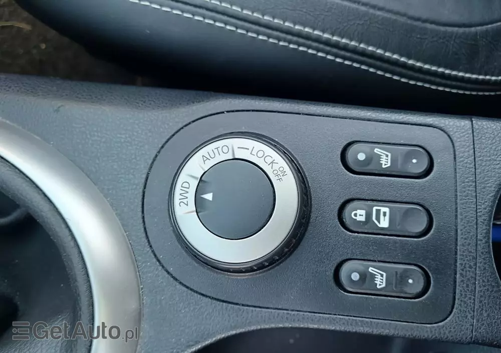 NISSAN Qashqai 1.6 dCi 4 x 4 DPF tekna