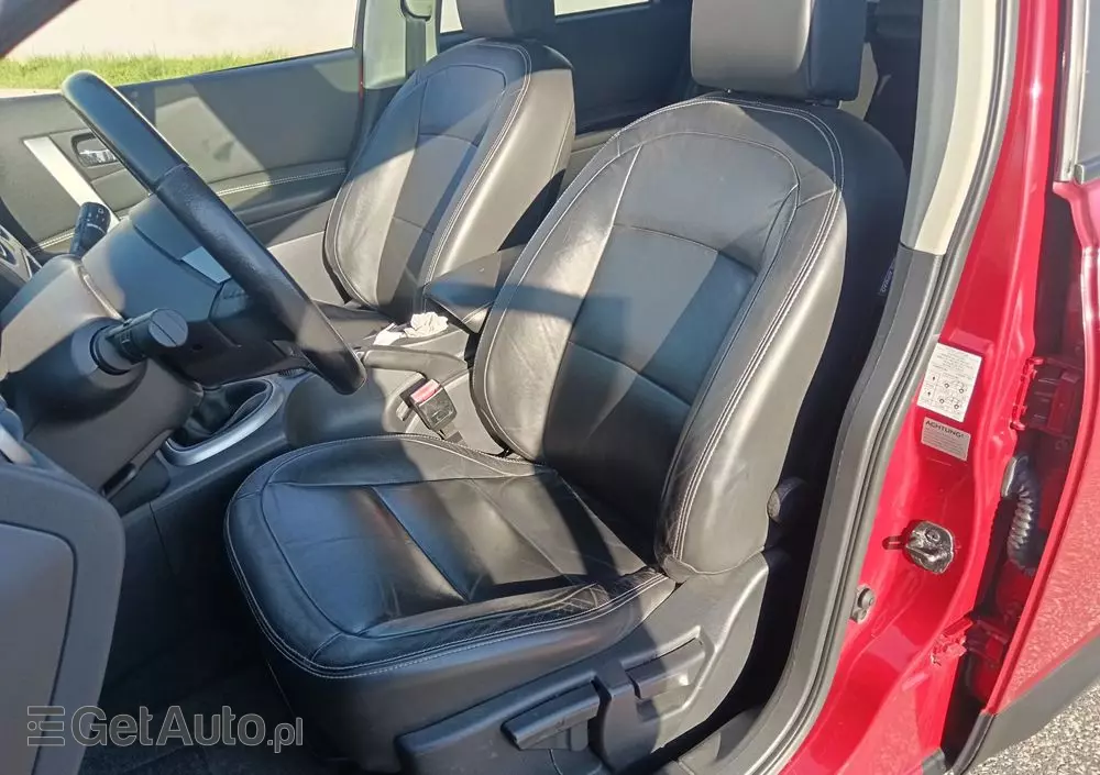 NISSAN Qashqai 1.6 dCi 4 x 4 DPF tekna