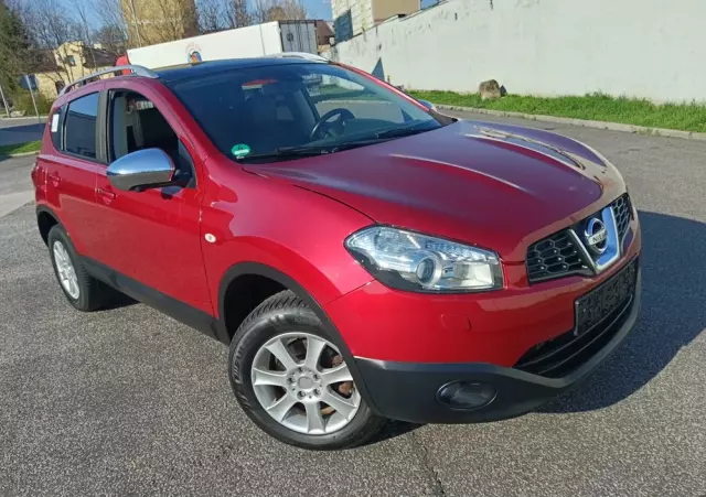 NISSAN Qashqai 1.6 dCi 4 x 4 DPF tekna