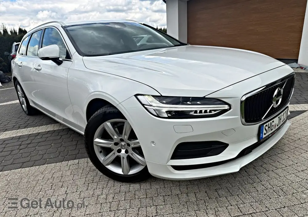 VOLVO V90 D4 Geartronic Momentum