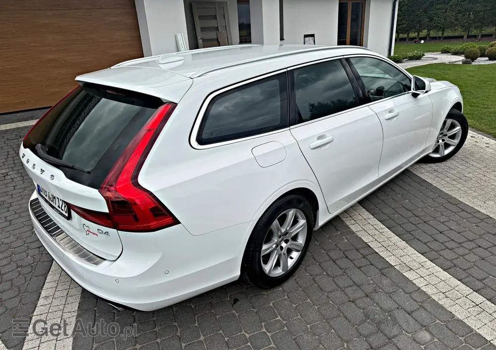 VOLVO V90 D4 Geartronic Momentum