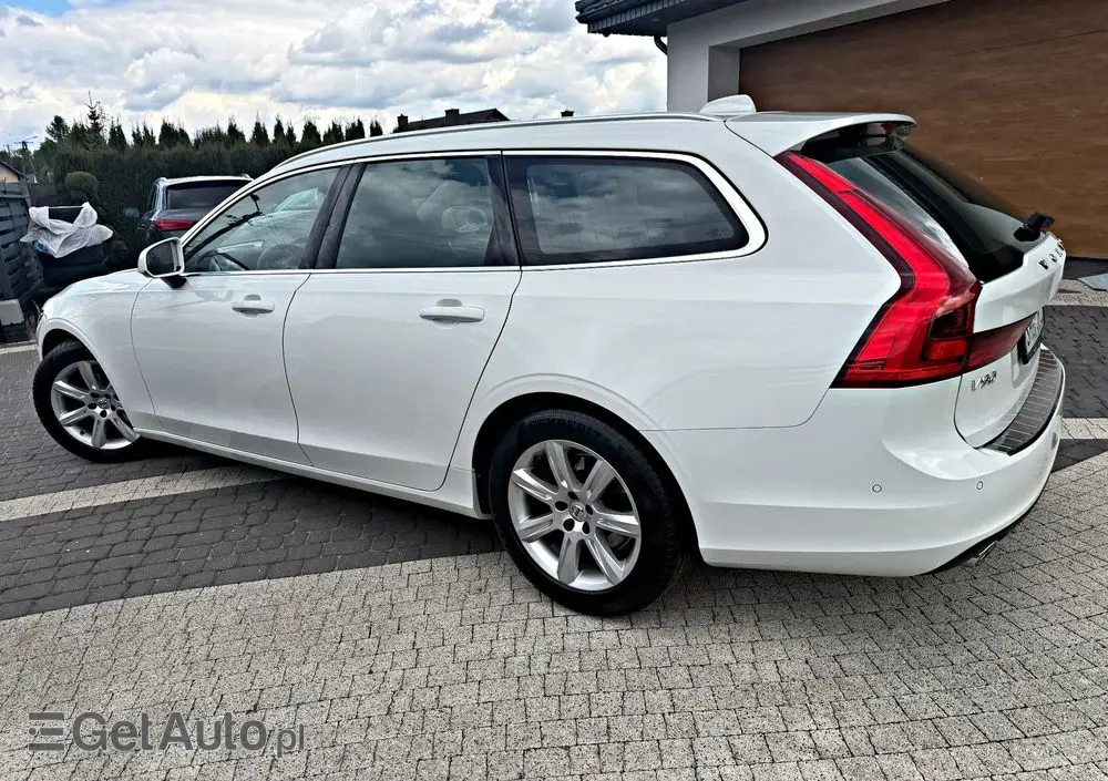 VOLVO V90 D4 Geartronic Momentum