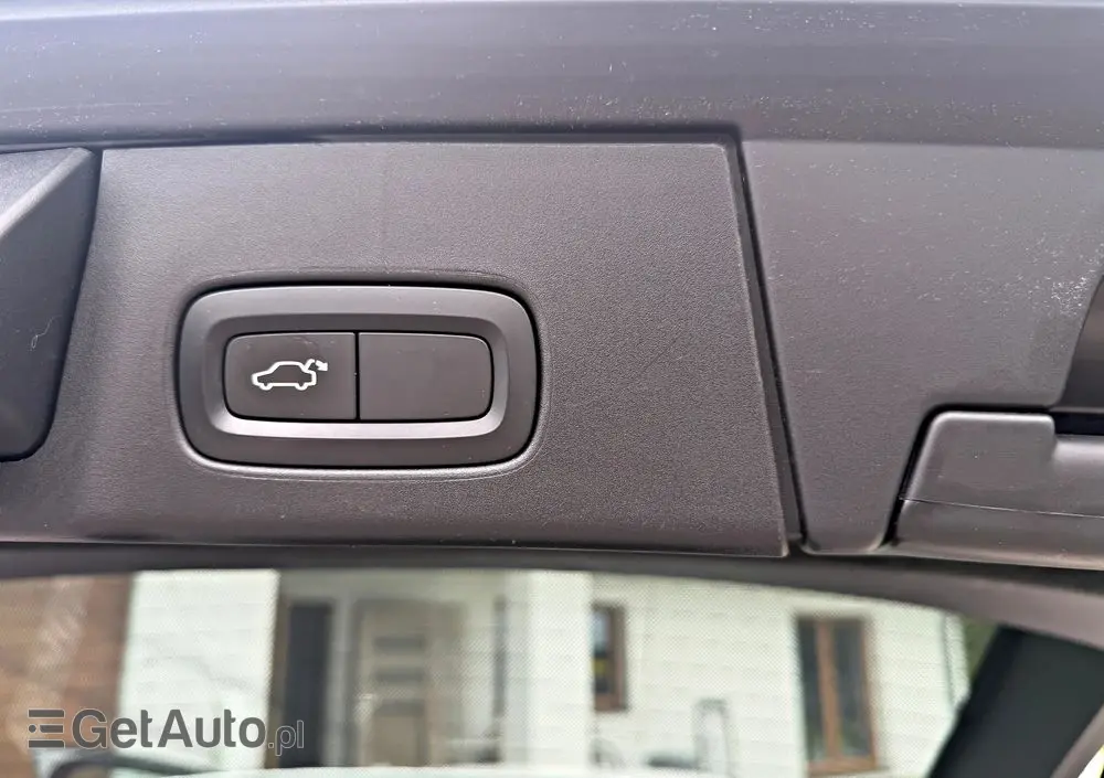 VOLVO V90 D4 Geartronic Momentum