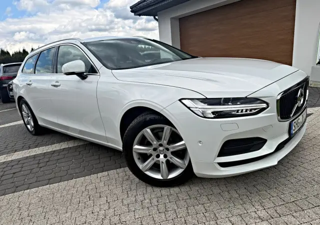 VOLVO V90 D4 Geartronic Momentum