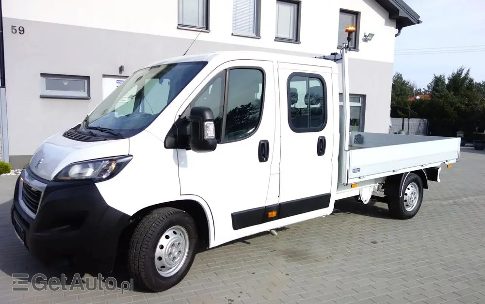 PEUGEOT Boxer Doka 7 Osobowa 2.2 Bluehdi 165 KM Klima Webasto 