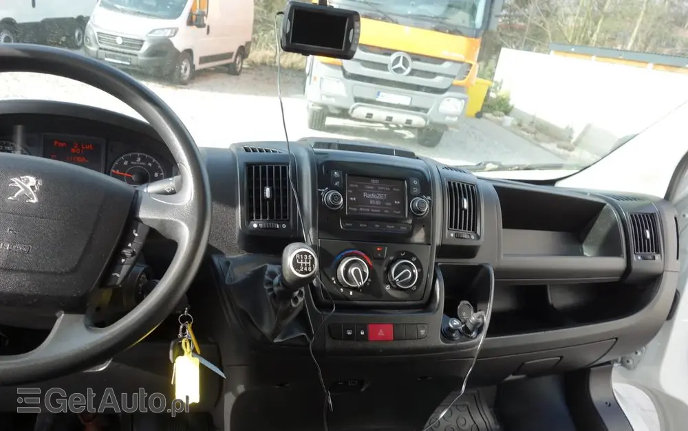 PEUGEOT Boxer Doka 7 Osobowa 2.2 Bluehdi 165 KM Klima Webasto 