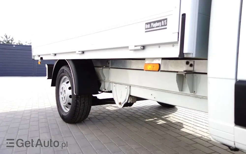 PEUGEOT Boxer Doka 7 Osobowa 2.2 Bluehdi 165 KM Klima Webasto 