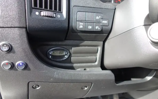 PEUGEOT Boxer Doka 7 Osobowa 2.2 Bluehdi 165 KM Klima Webasto 