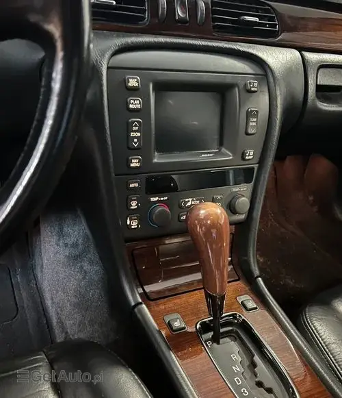 CADILLAC Seville 