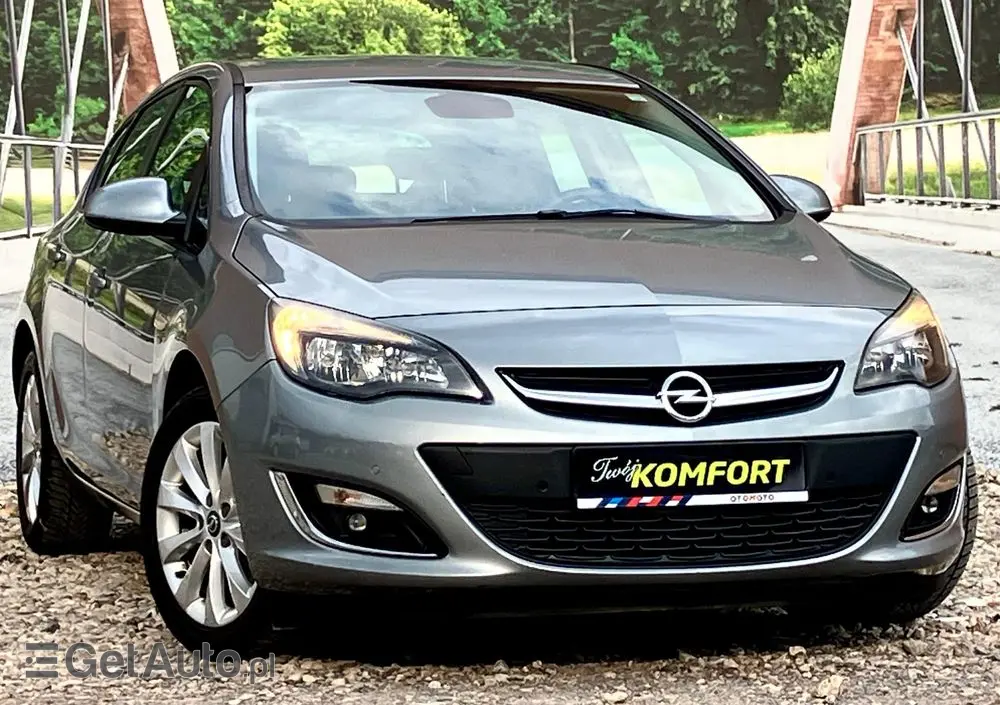 OPEL Astra 1.6 Turbo 150 Jahre