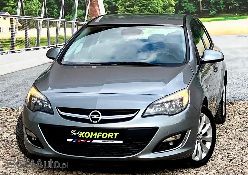 OPEL Astra 1.6 Turbo 150 Jahre