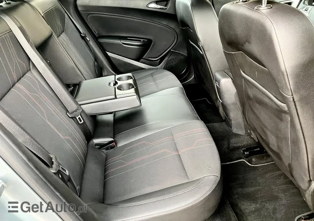 OPEL Astra 1.6 Turbo 150 Jahre