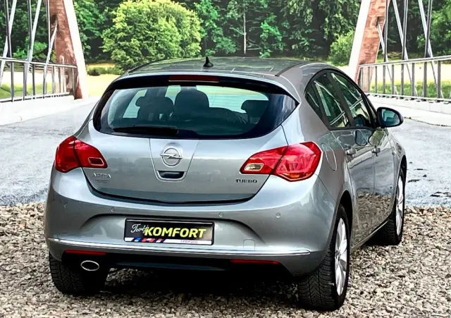 OPEL Astra 1.6 Turbo 150 Jahre