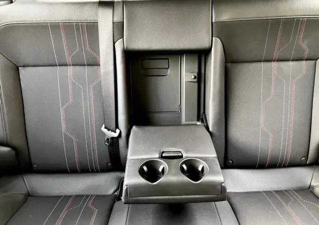 OPEL Astra 1.6 Turbo 150 Jahre