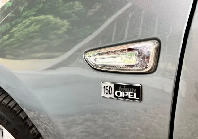 OPEL Astra 1.6 Turbo 150 Jahre