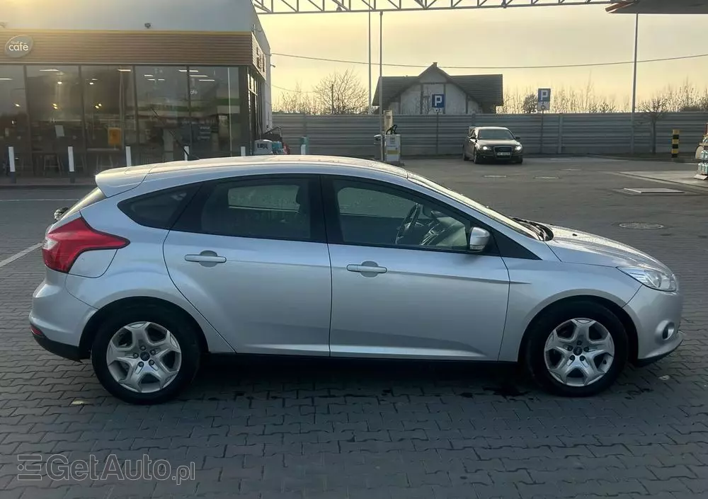 FORD Focus 1.6 TDCi DPF Trend