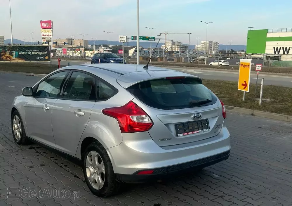 FORD Focus 1.6 TDCi DPF Trend