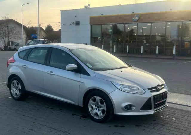 FORD Focus 1.6 TDCi DPF Trend