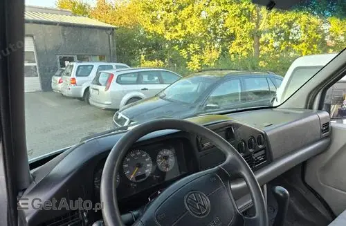 VOLKSWAGEN LT 
