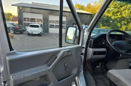 VOLKSWAGEN LT 