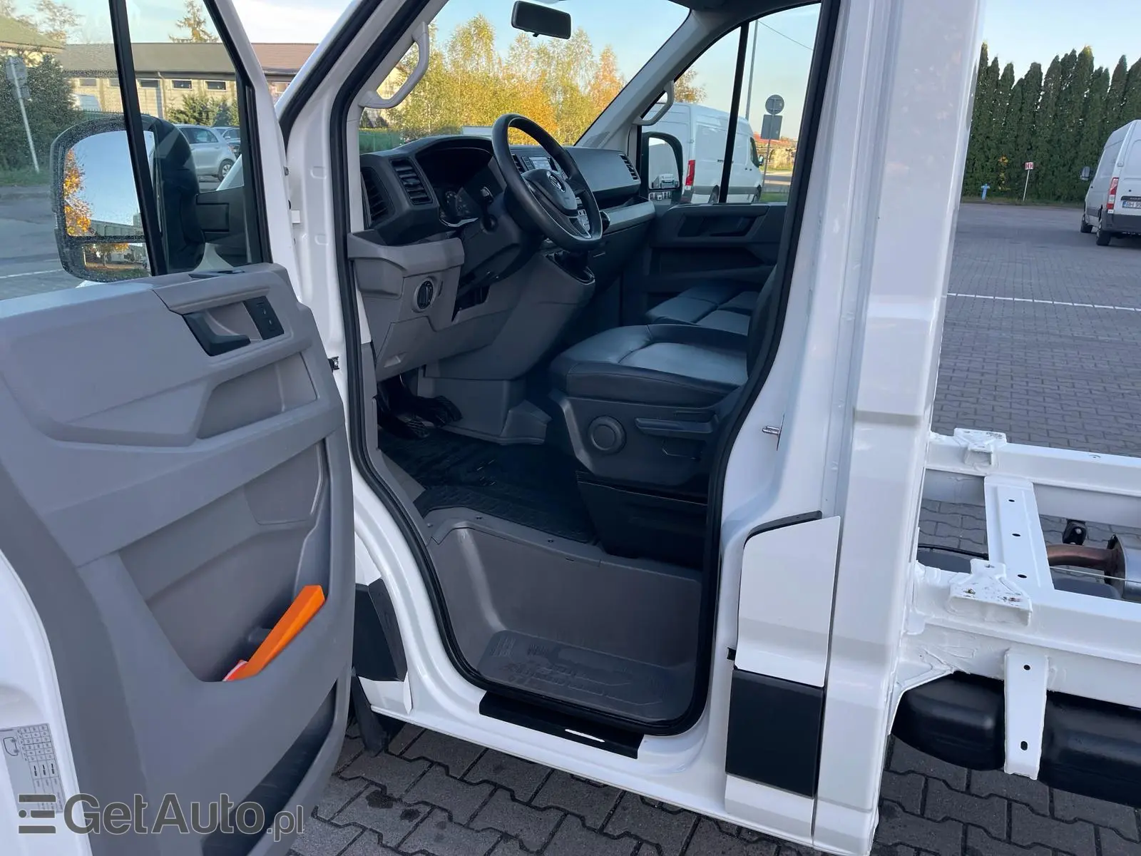 VOLKSWAGEN Crafter 