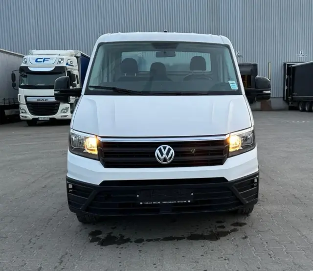 VOLKSWAGEN Crafter 