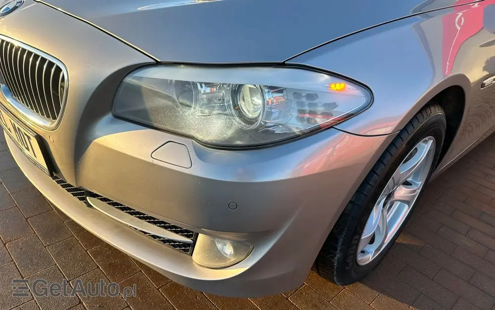 BMW Seria 5 525d xDrive Sport-Aut