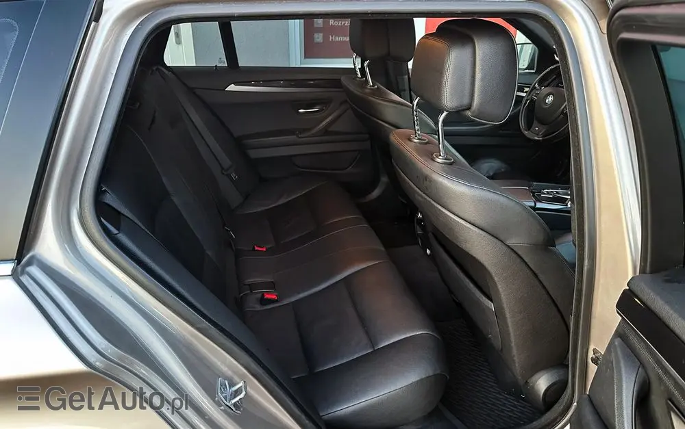 BMW Seria 5 525d xDrive Sport-Aut