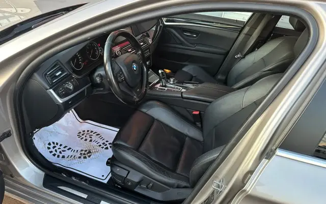 BMW Seria 5 525d xDrive Sport-Aut
