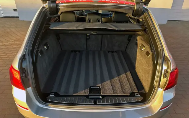 BMW Seria 5 525d xDrive Sport-Aut