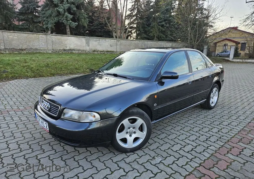 AUDI A4 Limousine 2.6