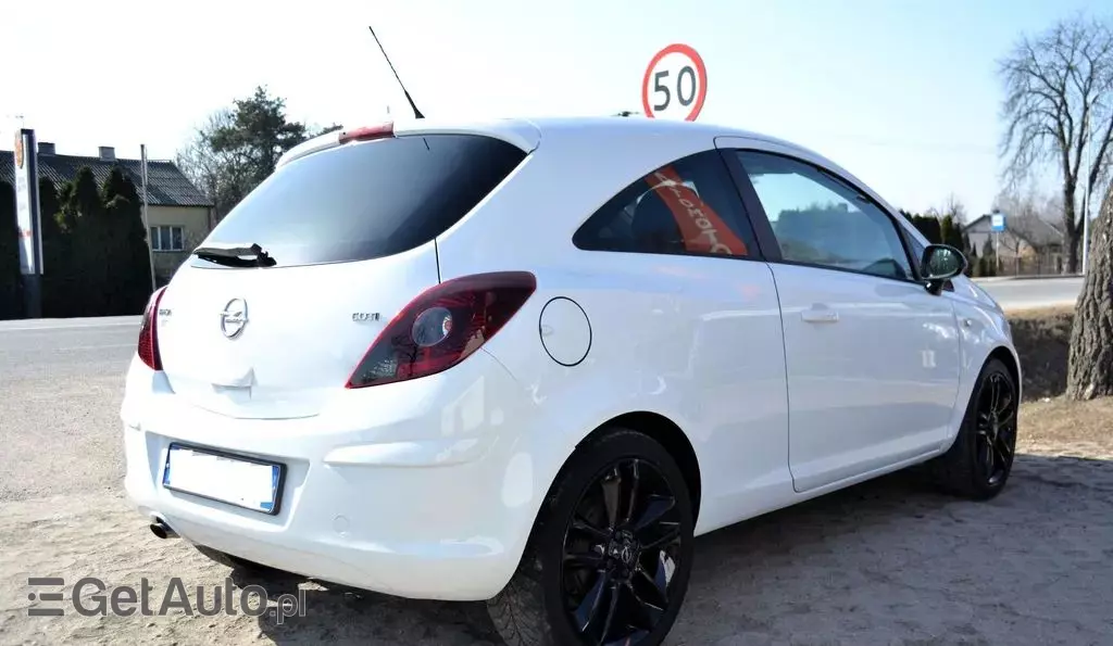 OPEL Corsa 