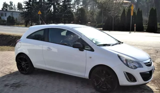 OPEL Corsa 