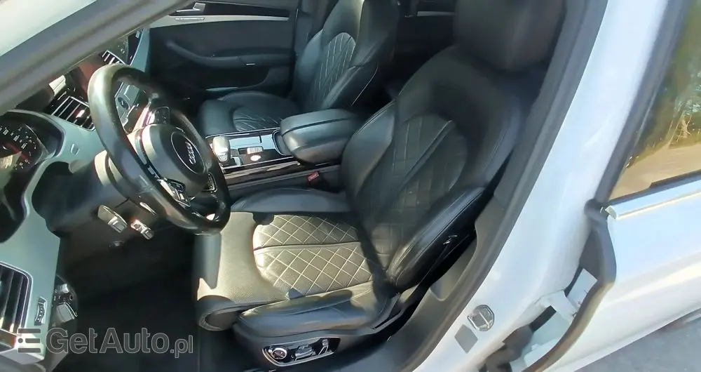 AUDI A8 4.2 TDI DPF (clean diesel) quattro tiptronic