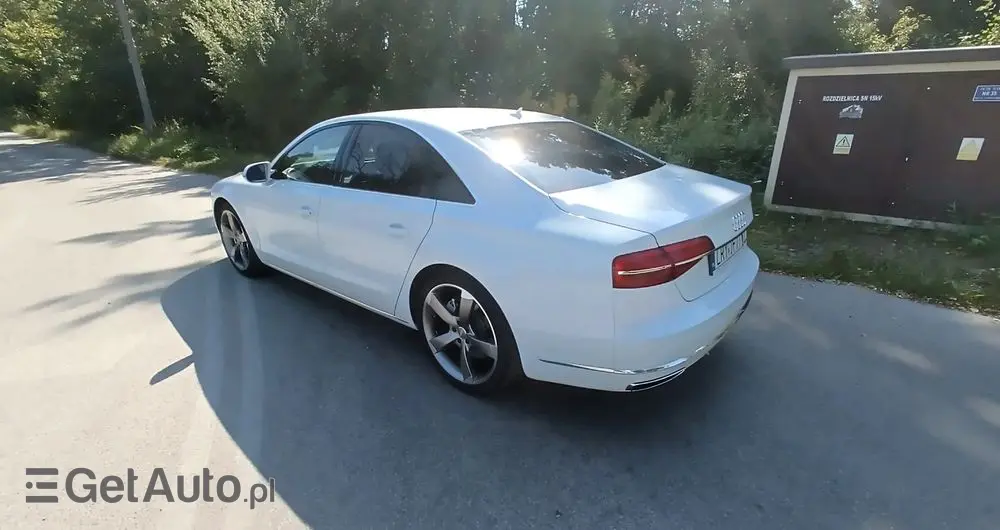 AUDI A8 4.2 TDI DPF (clean diesel) quattro tiptronic
