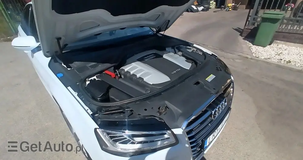 AUDI A8 4.2 TDI DPF (clean diesel) quattro tiptronic