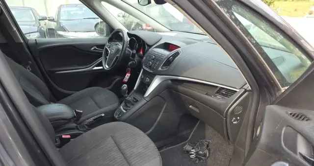OPEL Zafira 2.0 CDTI Cosmo