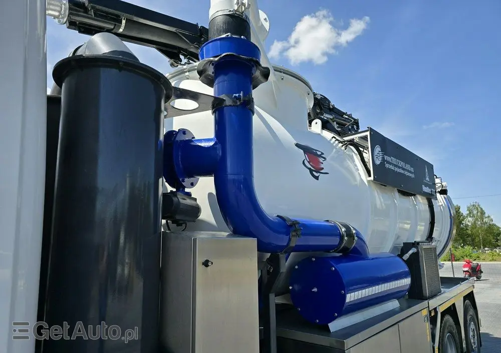 SCANIA Larsen FlexVac 311 Ładowarka próżniowa ssąca 