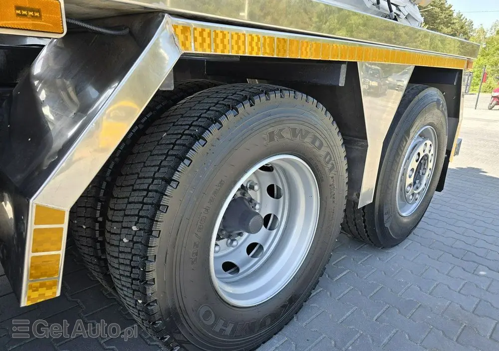 SCANIA Larsen FlexVac 311 Ładowarka próżniowa ssąca 