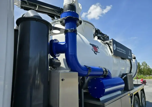 SCANIA Larsen FlexVac 311 Ładowarka próżniowa ssąca 