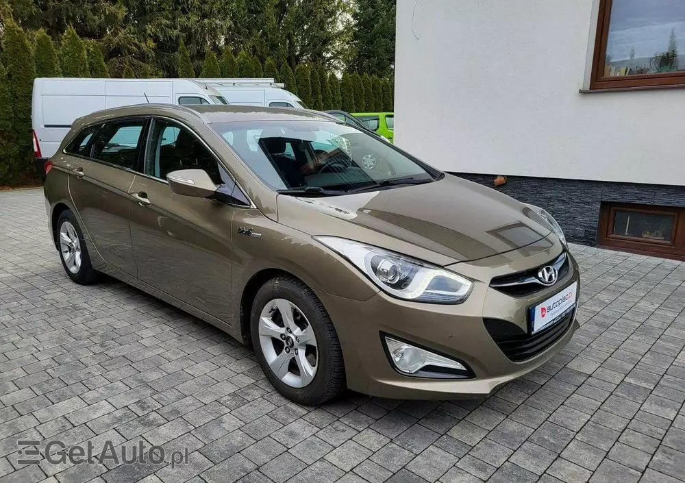 HYUNDAI I40 